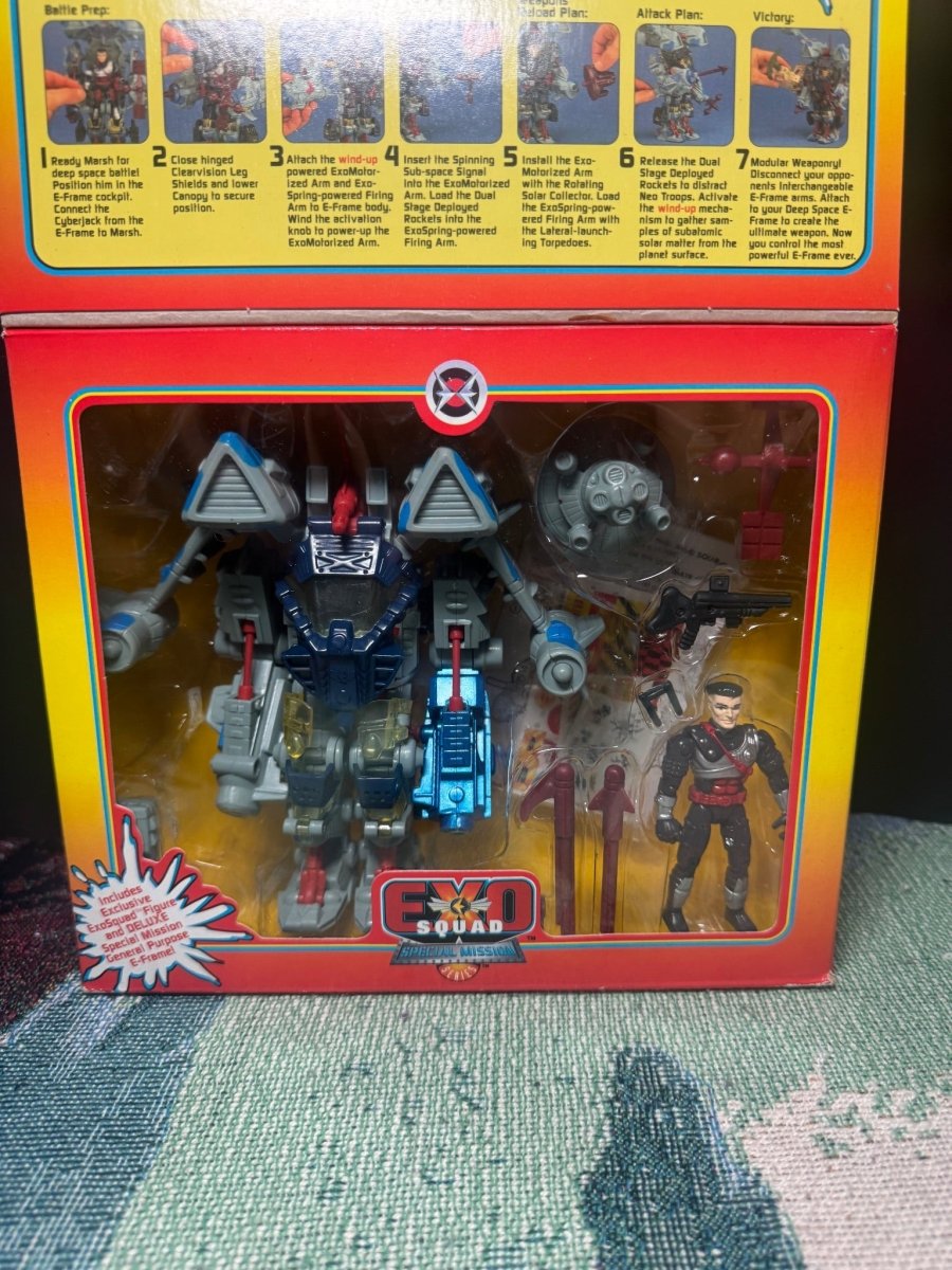 Exo Squad Special Mission JT Marsh Deep Space E-frame - Action Figures - Carded - ThrowbackBuys -toys from the crypt