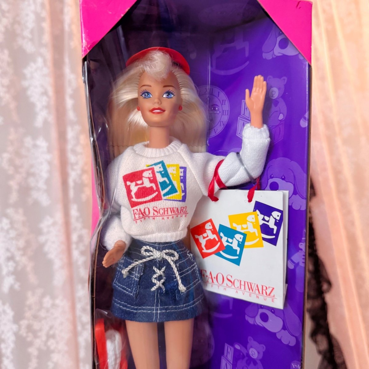FAO Schwarz Barbie – Vintage 1995 Special Edition Doll - Dolls - ThrowbackBuys - Starbunnyvintage