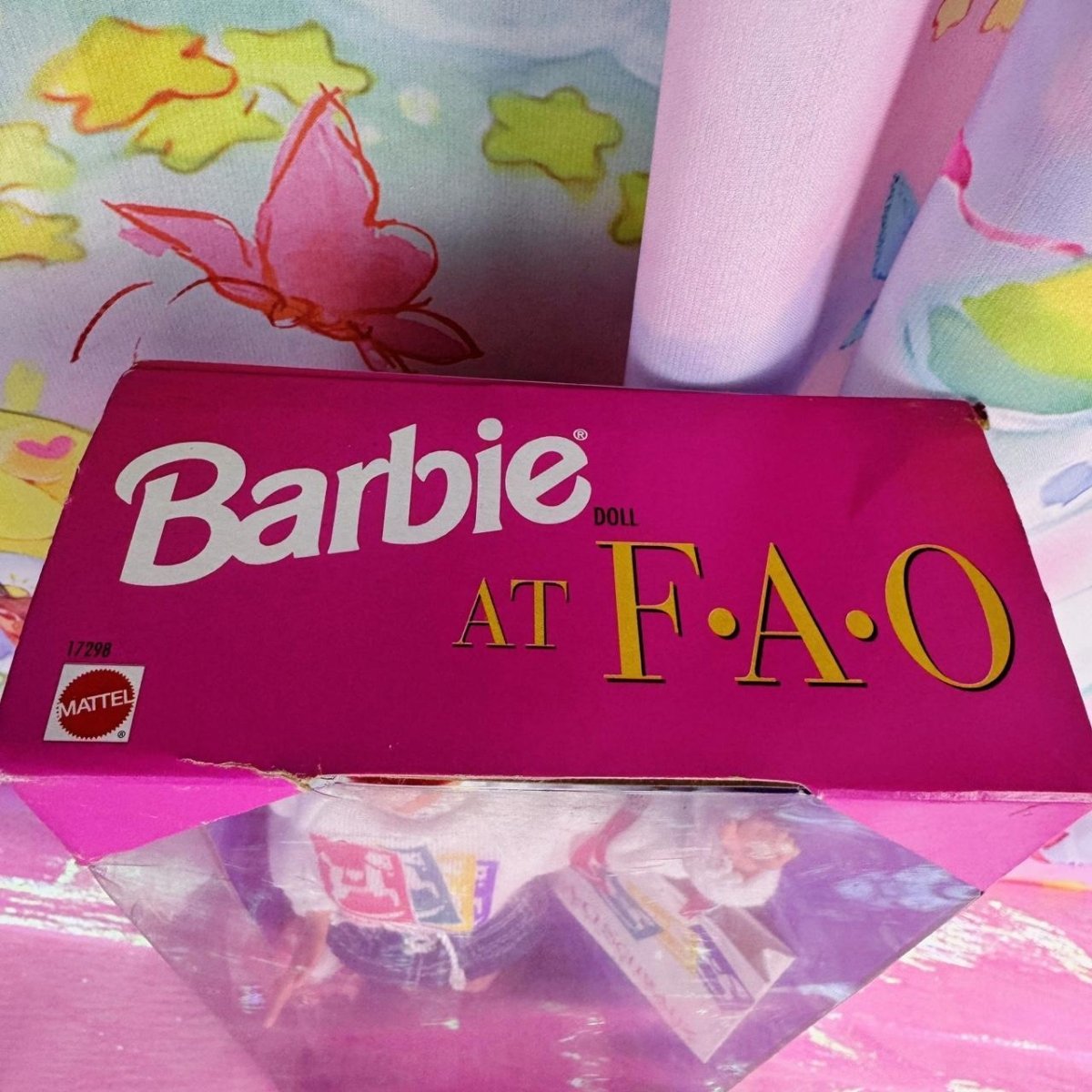 FAO Schwarz Barbie – Vintage 1995 Special Edition Doll - Dolls - ThrowbackBuys - Starbunnyvintage
