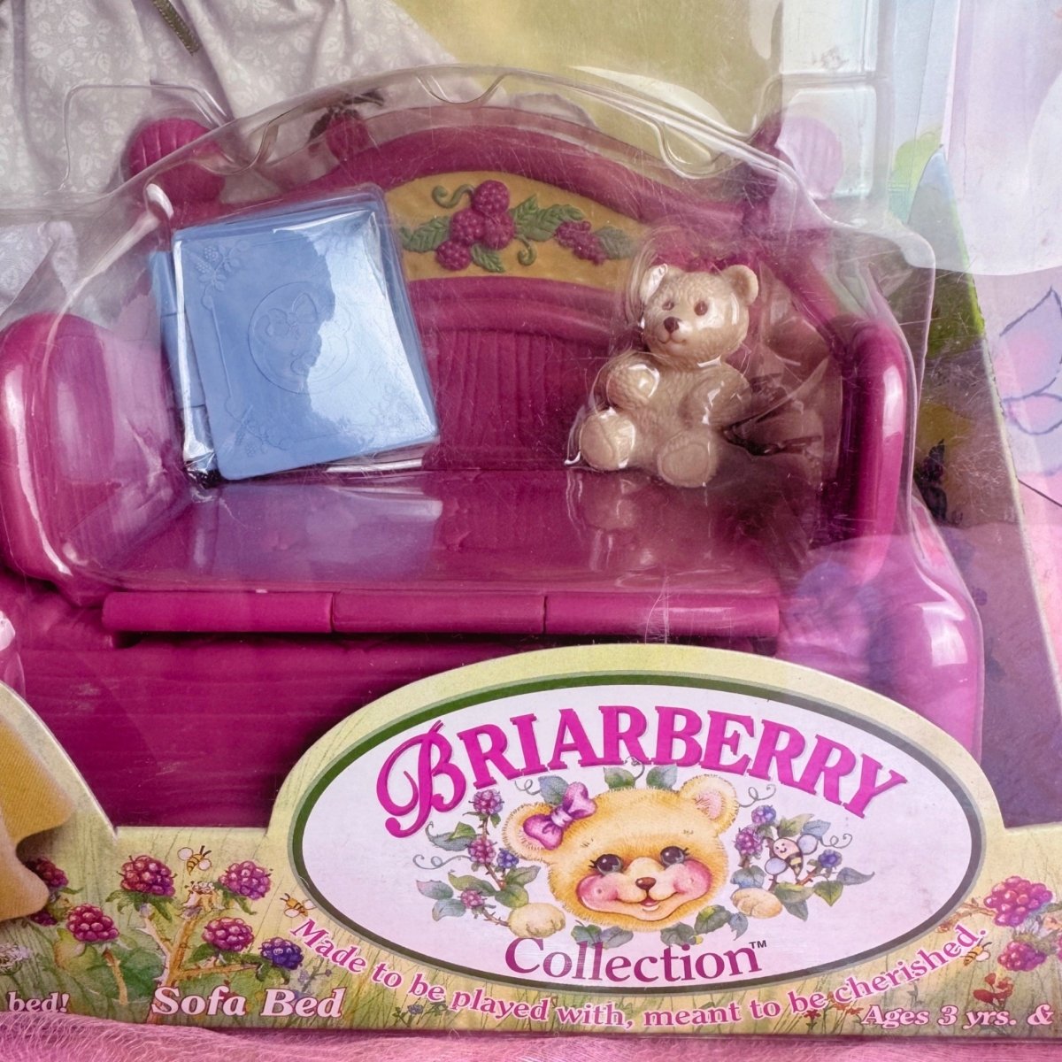 Fisher Price Briarberry Bears Collection - Sofa Bed Playset - Action Figures & Collectibles - ThrowbackBuys - Starbunnyvintage
