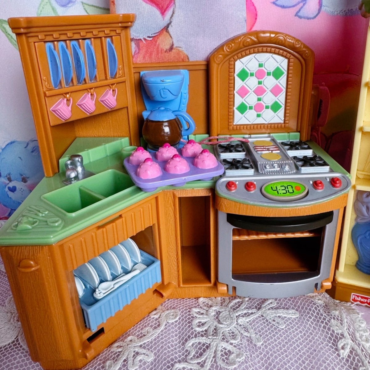 Fisher Price / Mattel Barbie Dreamhouse Furniture - Lot of 2 - Action Figures & Collectibles - ThrowbackBuys - Starbunnyvintage