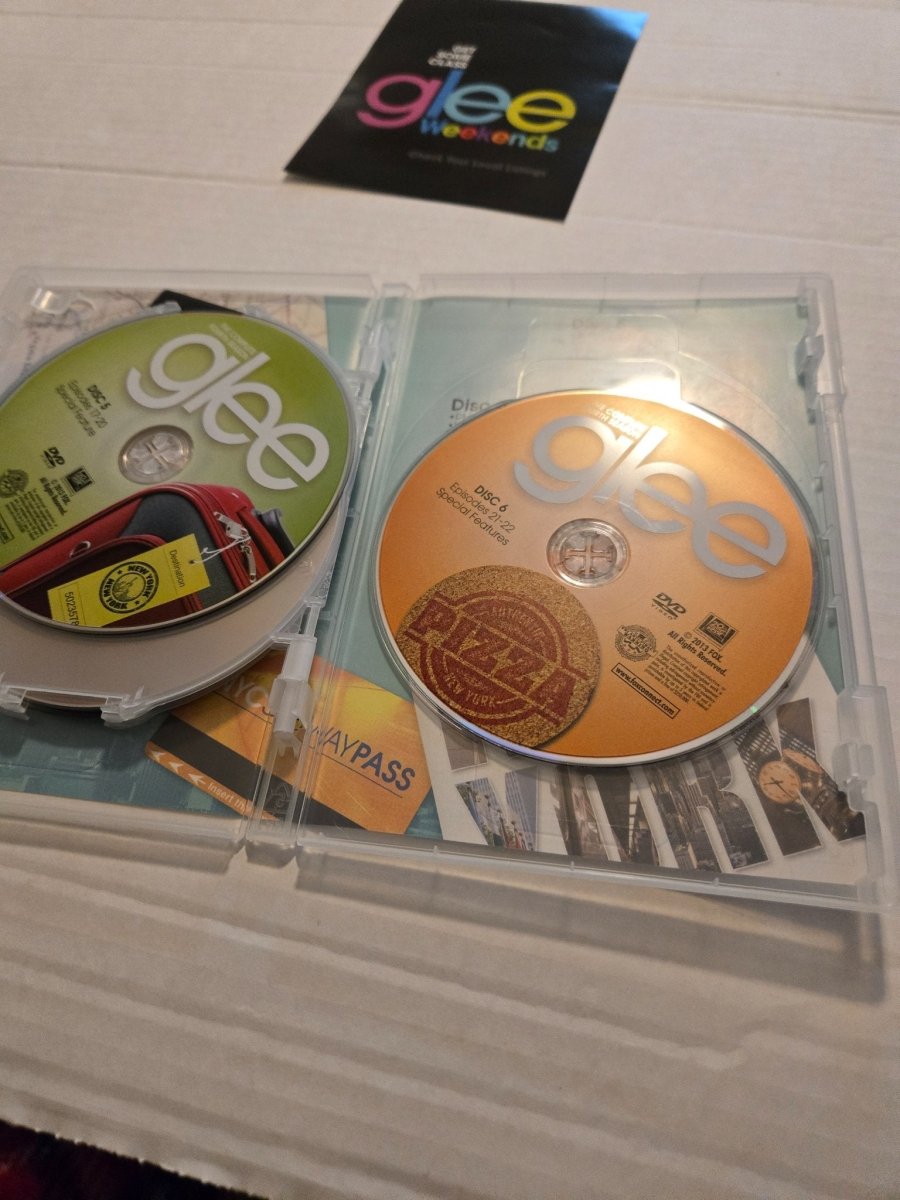 Glee The Complete Fourth Season DVD 6 Disc Set - DVD - ThrowbackBuys - Amanda's Awesome Finds