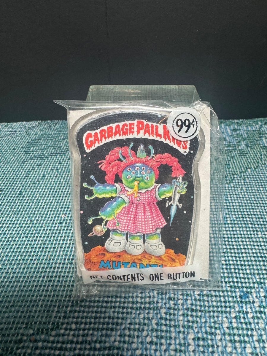 GPK Pin Mutant - Accessories - ThrowbackBuys -Toys From The Crypt