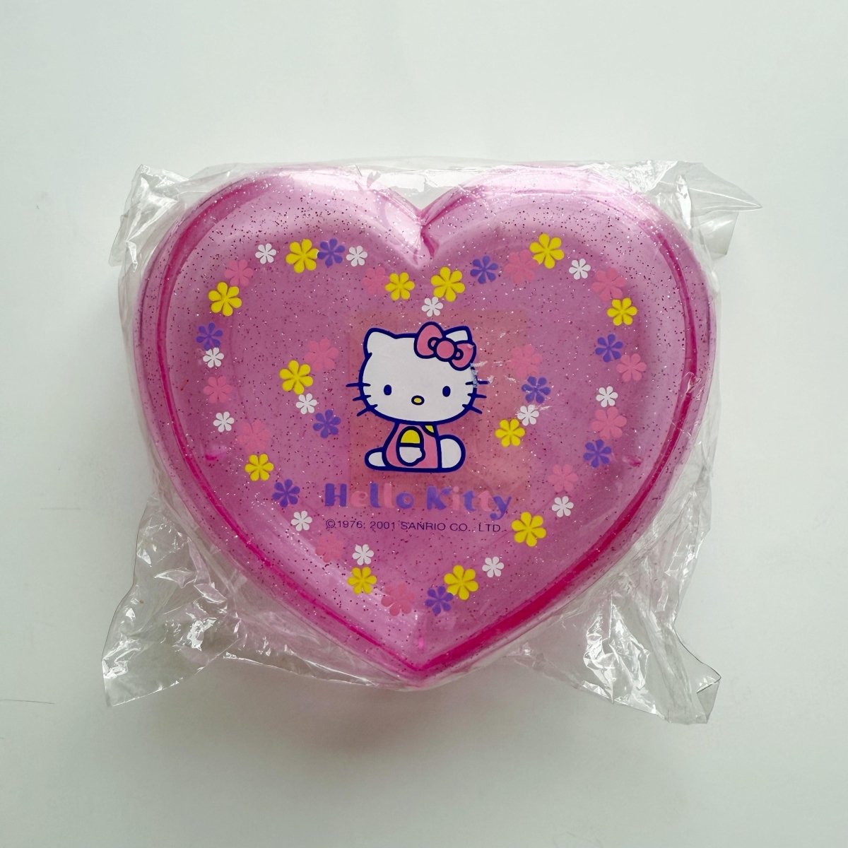 Hello Kitty Heart Gift Box 2001 Sanrio Rare - Boxes & Bins - ThrowbackBuys - NostalgicEpisodes
