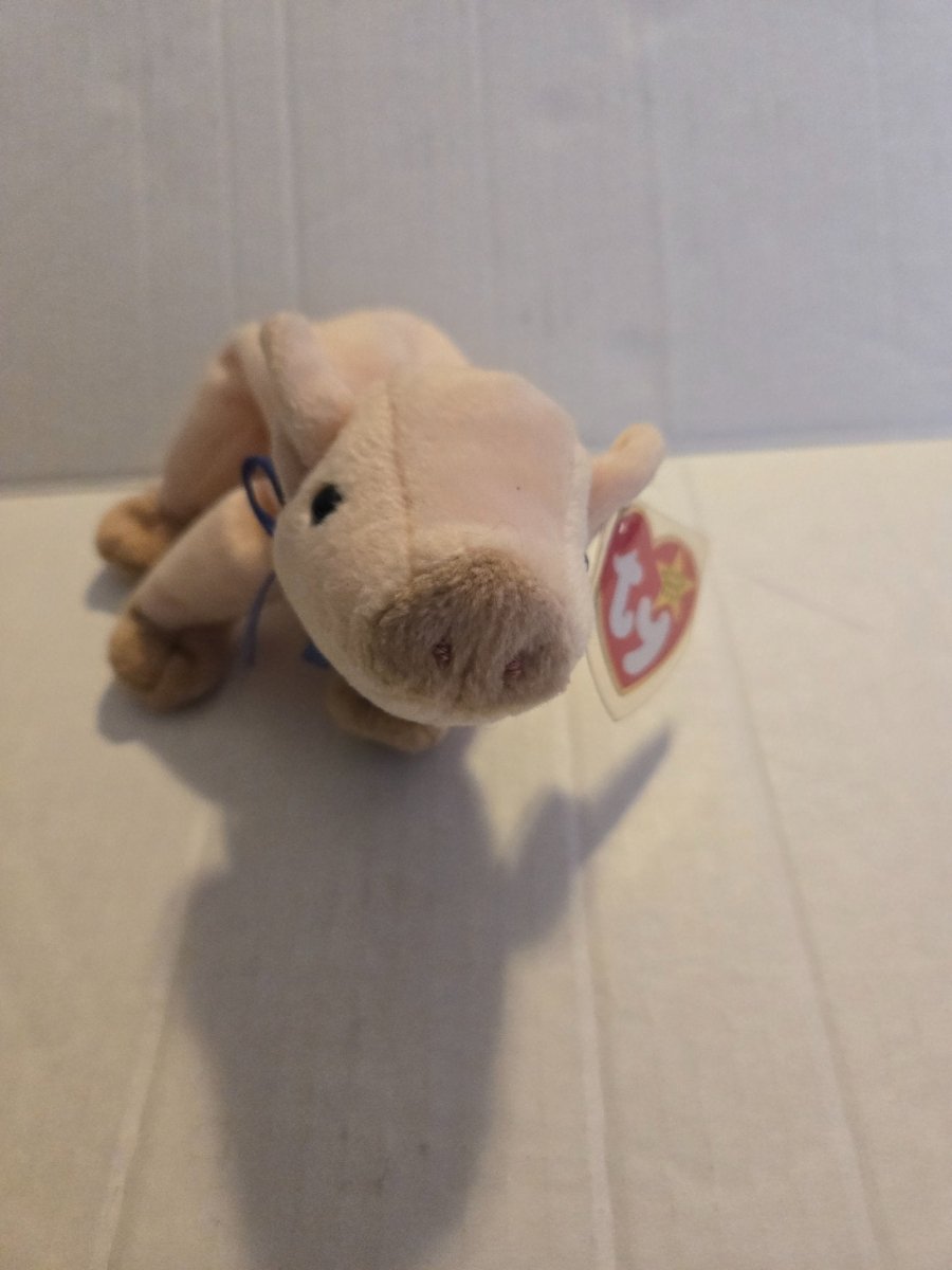 Knuckles Ty Beanie Baby 1999 - Plushies - ThrowbackBuys - Amanda's Awesome Finds