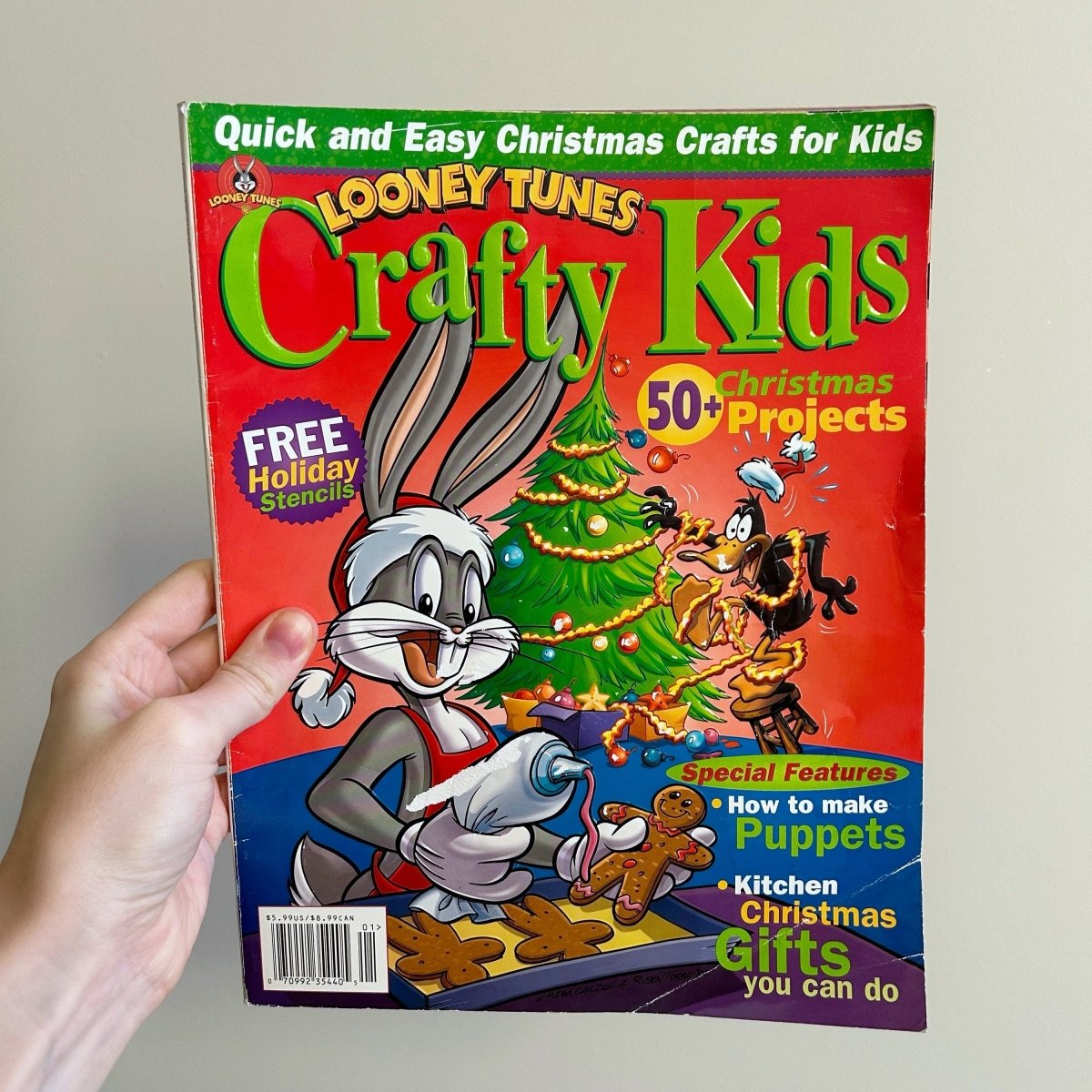 Looney Tunes Crafty Kids Christmas Projects Book 2000 Vintage - Memorabilia - ThrowbackBuys - NostalgicEpisodes