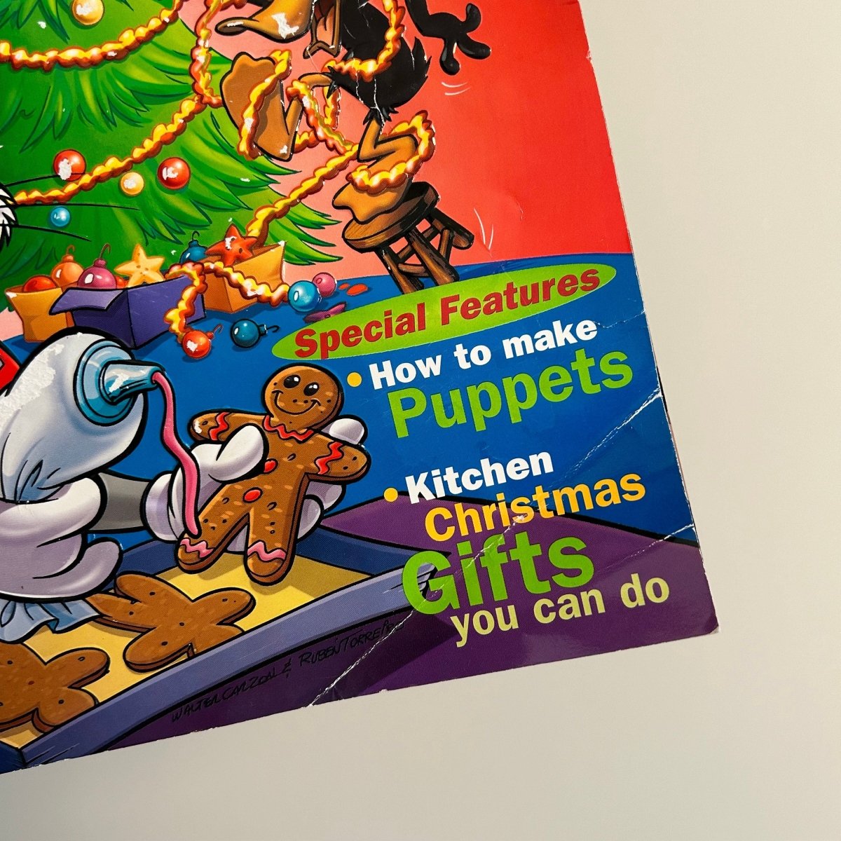 Looney Tunes Crafty Kids Christmas Projects Book 2000 Vintage - Memorabilia - ThrowbackBuys - NostalgicEpisodes