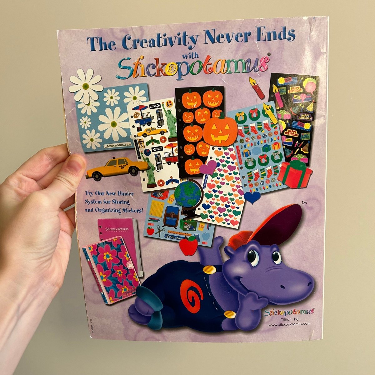 Looney Tunes Crafty Kids Christmas Projects Book 2000 Vintage - Memorabilia - ThrowbackBuys - NostalgicEpisodes