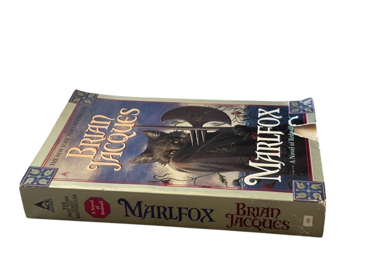 Marlfox: A Novel of Redwall - Mass Market Paperback - 2000 - Books - ThrowbackBuys - Abunnysvintageco