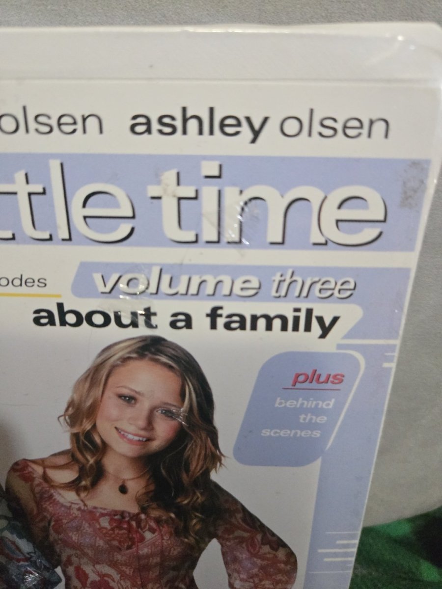 Mary - Kate & Ashley Olsen So Little Time Sealed VHS - PLEASE READ DESCRIPTION - VHS - ThrowbackBuys - Amanda's Awesome Finds