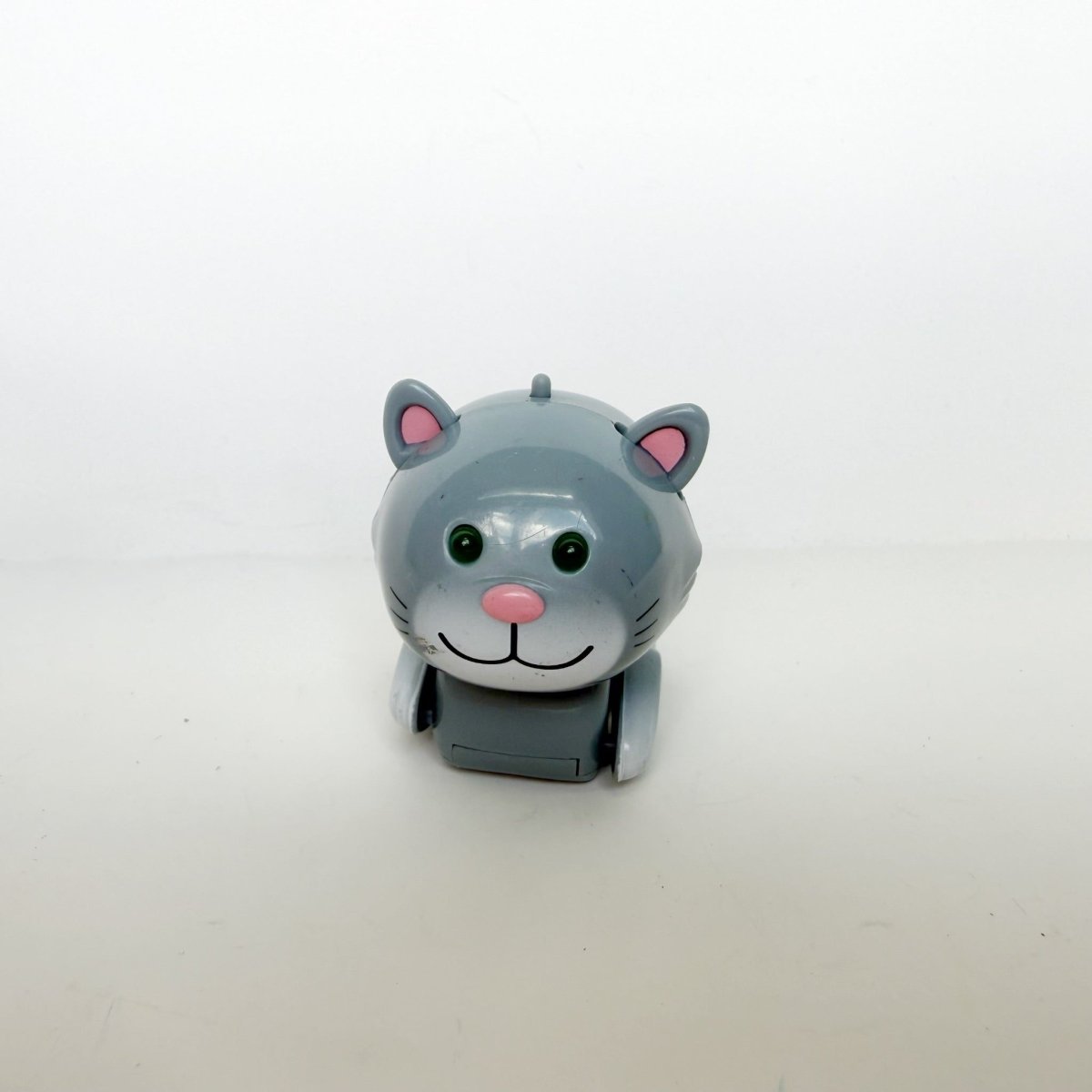 Micro Pets Cat Tomy 2002 Chumsley WORKS - Collectible Toys - ThrowbackBuys -NostalgicEpisodes