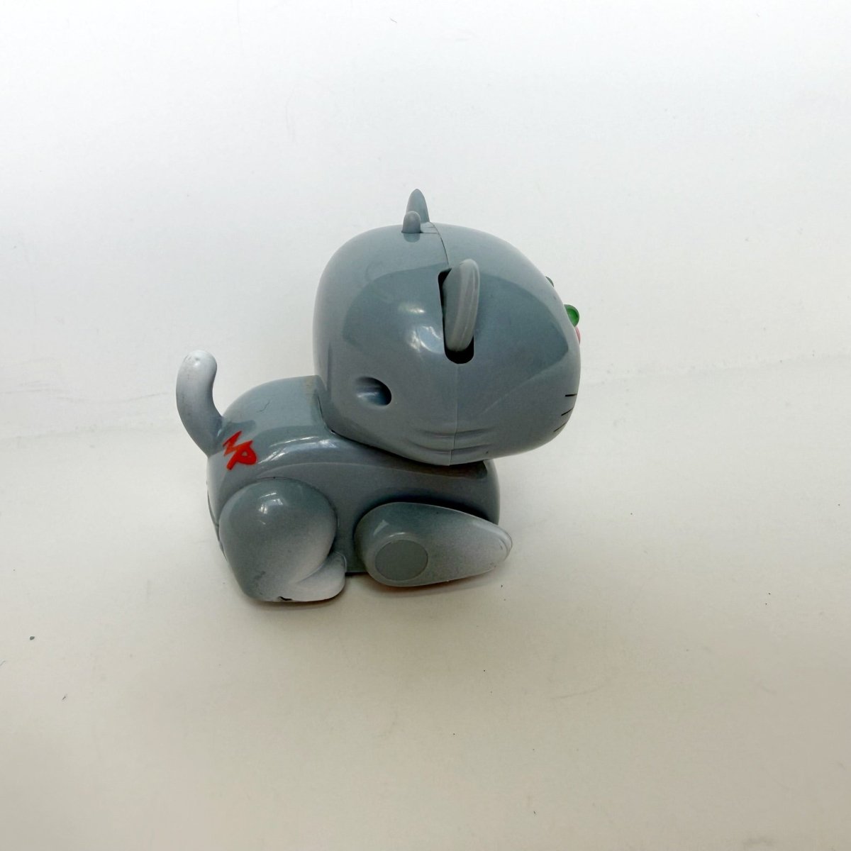 Micro Pets Cat Tomy 2002 Chumsley WORKS - Collectible Toys - ThrowbackBuys -NostalgicEpisodes