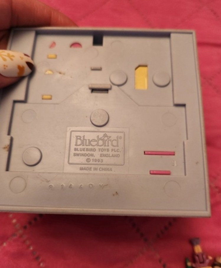 Polly Pocket Pet Store 1993 Playset - Collectible Toys - ThrowbackBuys - Forevertreasuresthrift