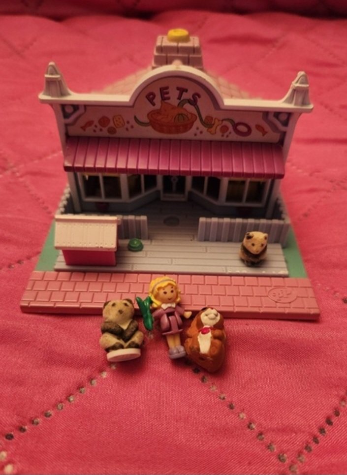 Polly Pocket Pet Store 1993 Playset - Collectible Toys - ThrowbackBuys - Forevertreasuresthrift