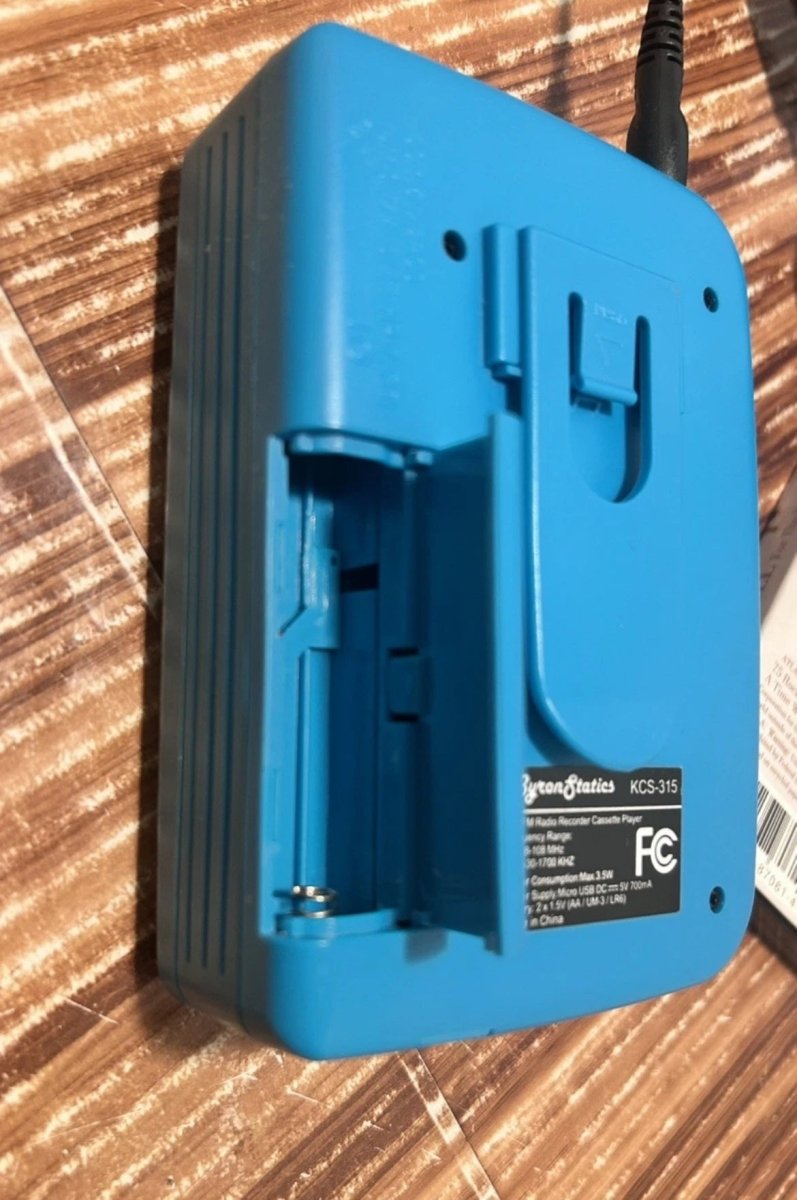 Portable Byron Statics Walkman AM/FM Radio Recorder Cassette Player KCS - 315 Blue - AM/FM Radio - ThrowbackBuys - Raybar121