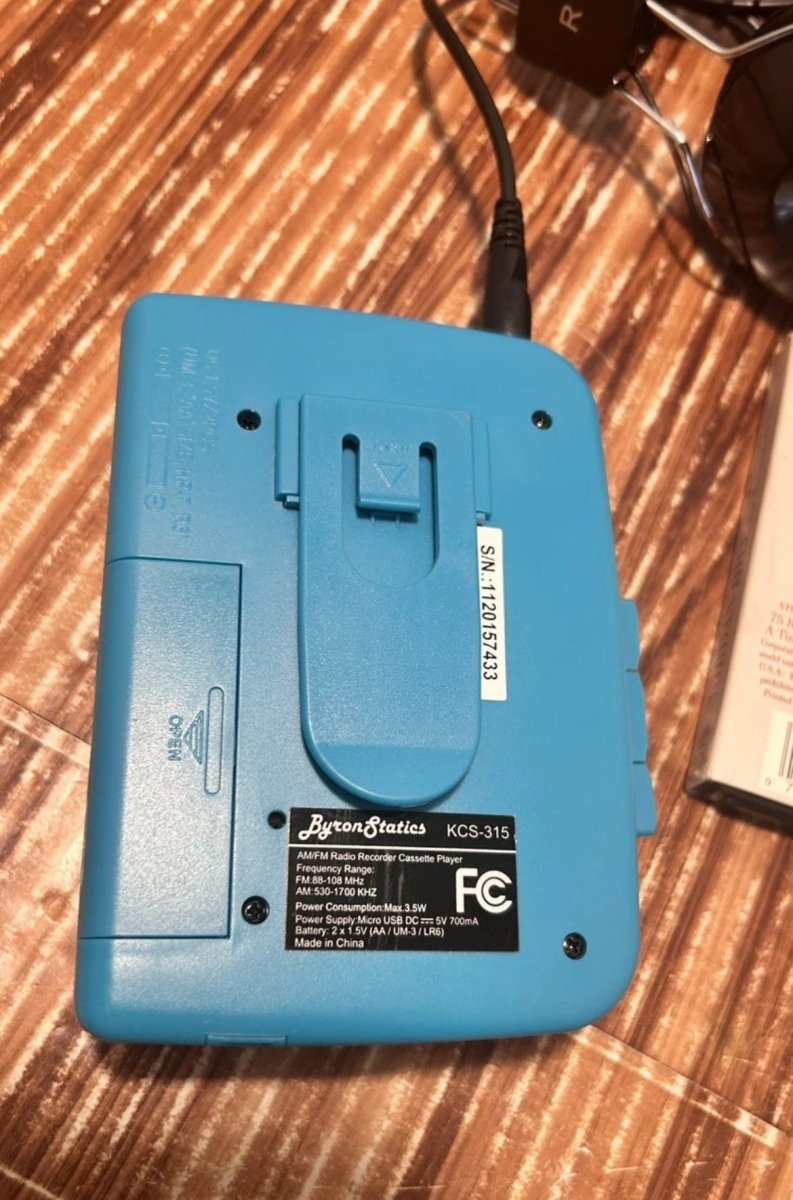 Portable Byron Statics Walkman AM/FM Radio Recorder Cassette Player KCS - 315 Blue - AM/FM Radio - ThrowbackBuys - Raybar121