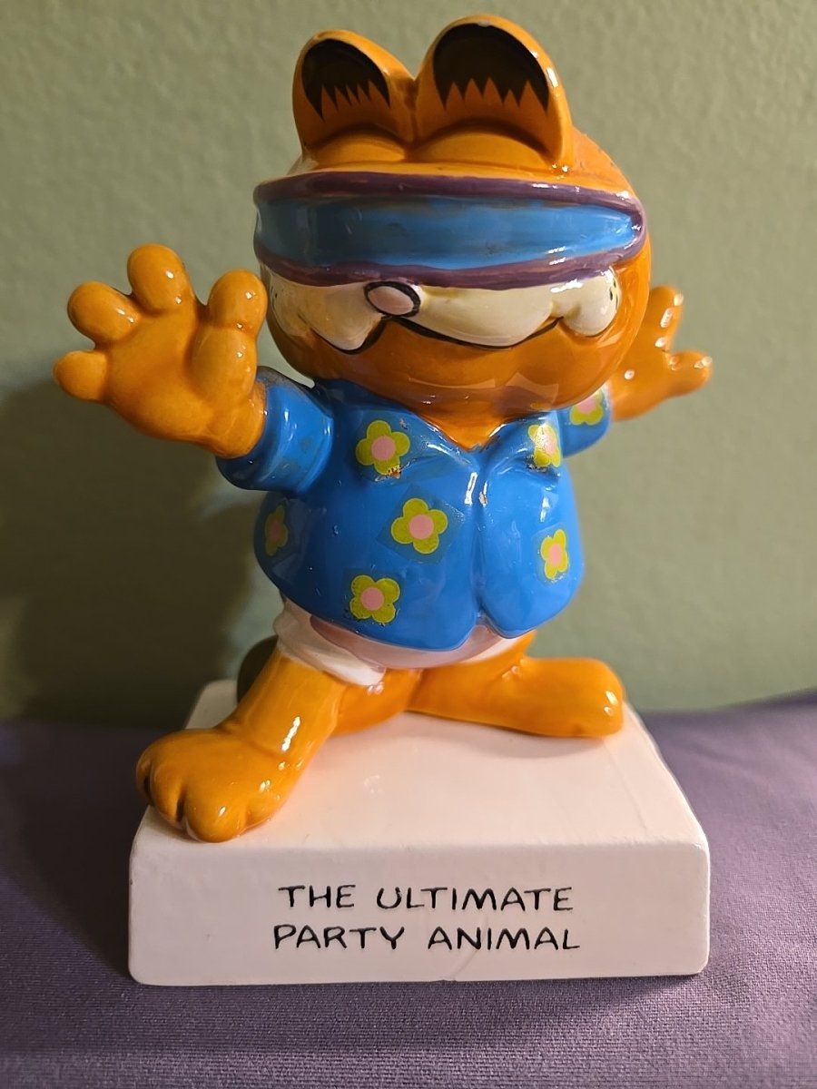 Rare Garfield The Ultimate Party Animal 1981 Ceramic Figurine Enesco - Action Figures & Collectibles - ThrowbackBuys - Eclecticcherryreseller