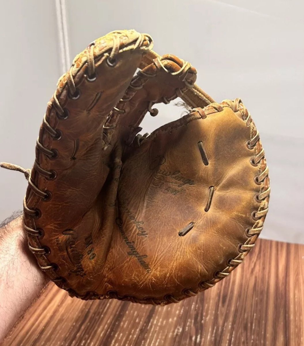 Rawlings Claw TM80 “The Trapper” Baseball Glove Vintage Smokey Joe Cunningham - Sports Memorabilia - ThrowbackBuys - Raybar121
