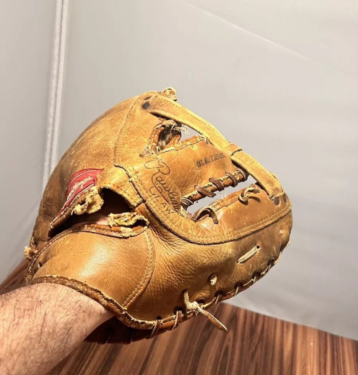 Rawlings Claw TM80 “The Trapper” Baseball Glove Vintage Smokey Joe Cunningham - Sports Memorabilia - ThrowbackBuys - Raybar121