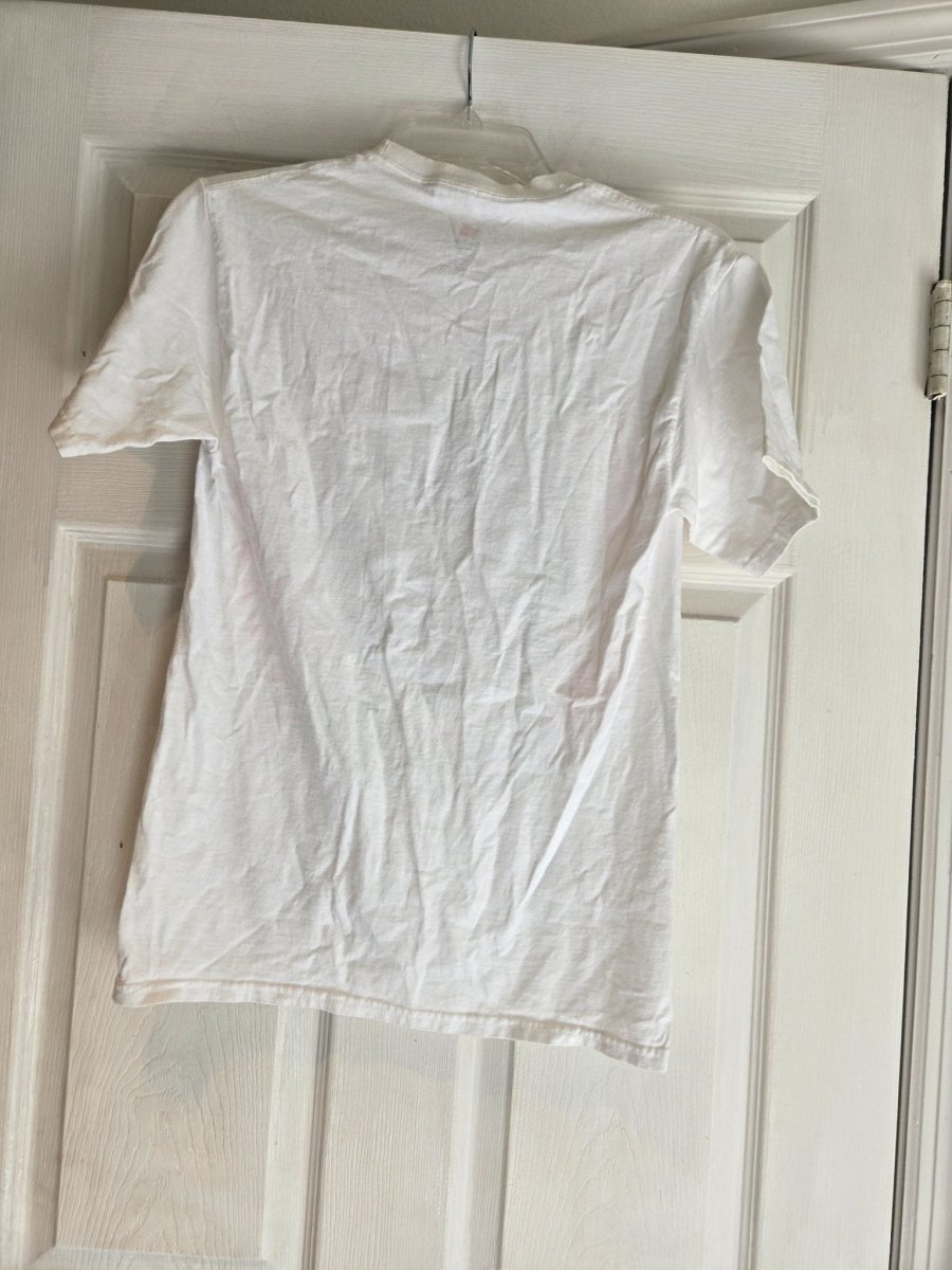Red Hot Chili Peppers Shirt Size Women’s Small - T-Shirts - ThrowbackBuys - Amanda's Awesome Finds