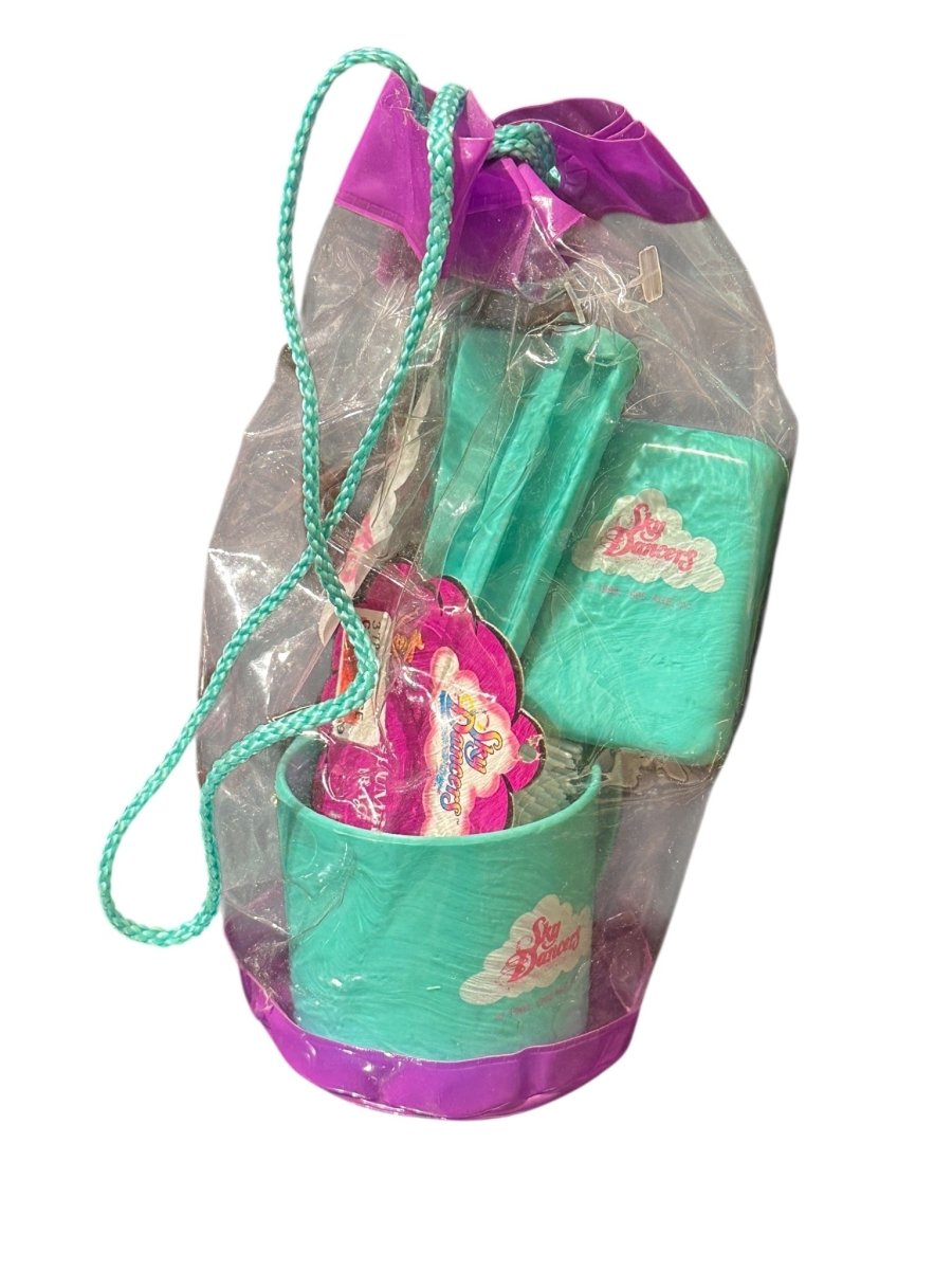 SKY DANCERS Slumber Bag Set - 1995 - Collectible Toys - ThrowbackBuys - Abunnysvintageco