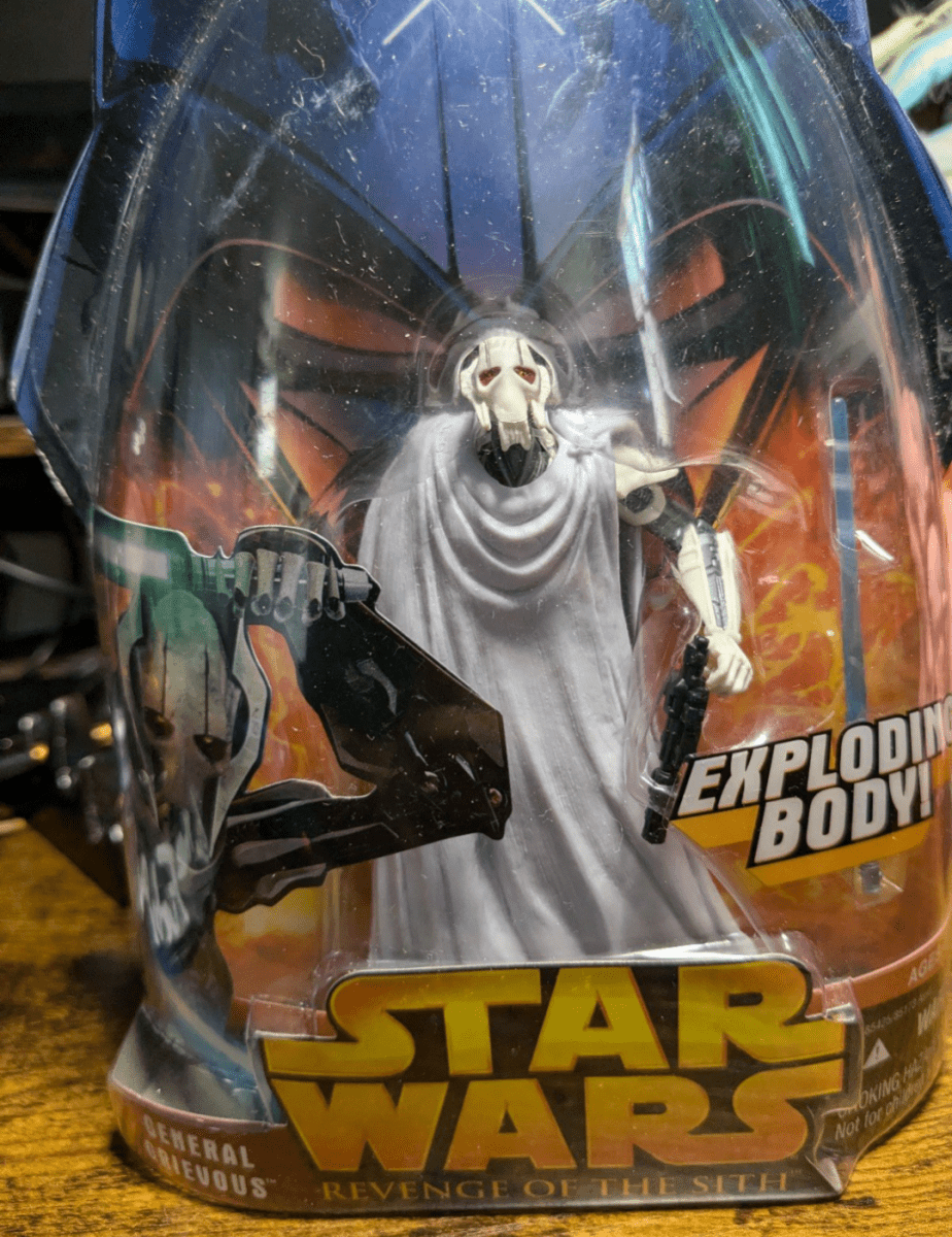 Star Wars NIB 2005 Hasbro General Grievous Exploding Body - Action Figures & Collectibles - ThrowbackBuys - Furby Queen