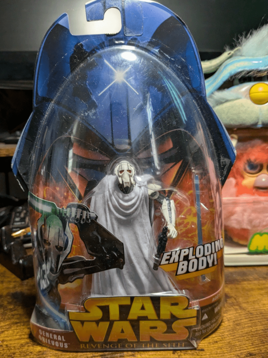 Star Wars NIB 2005 Hasbro General Grievous Exploding Body - Action Figures & Collectibles - ThrowbackBuys - Furby Queen