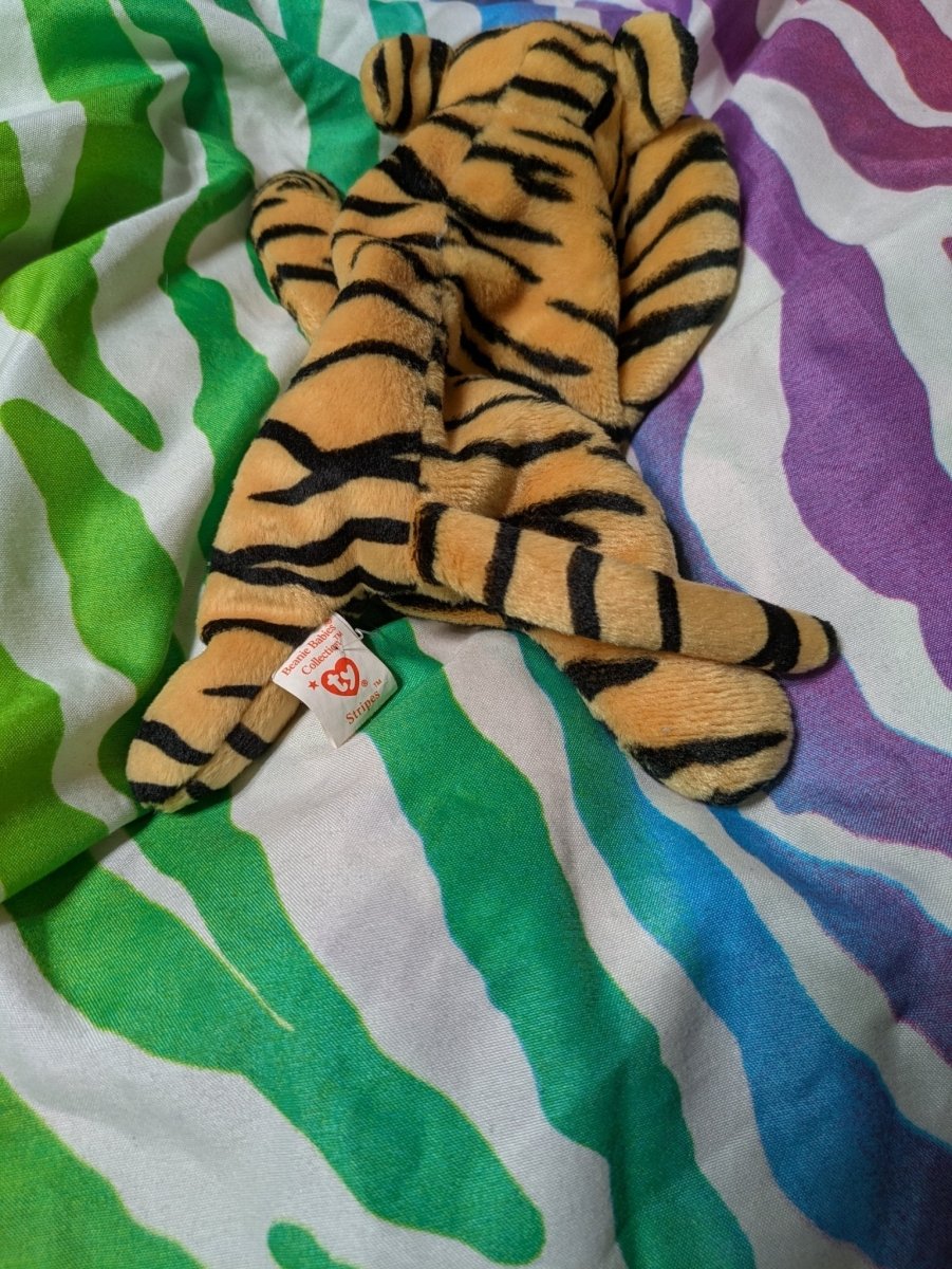 Stripes the Tiger Ty Beanie Baby 1995 Bean Plush - Plushies - ThrowbackBuys - Furby Queen