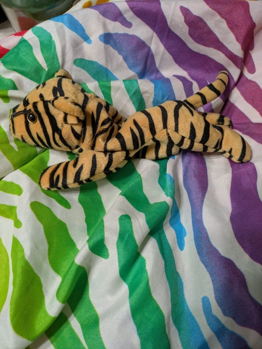 Stripes the Tiger Ty Beanie Baby 1995 Bean Plush - Plushies - ThrowbackBuys - Furby Queen