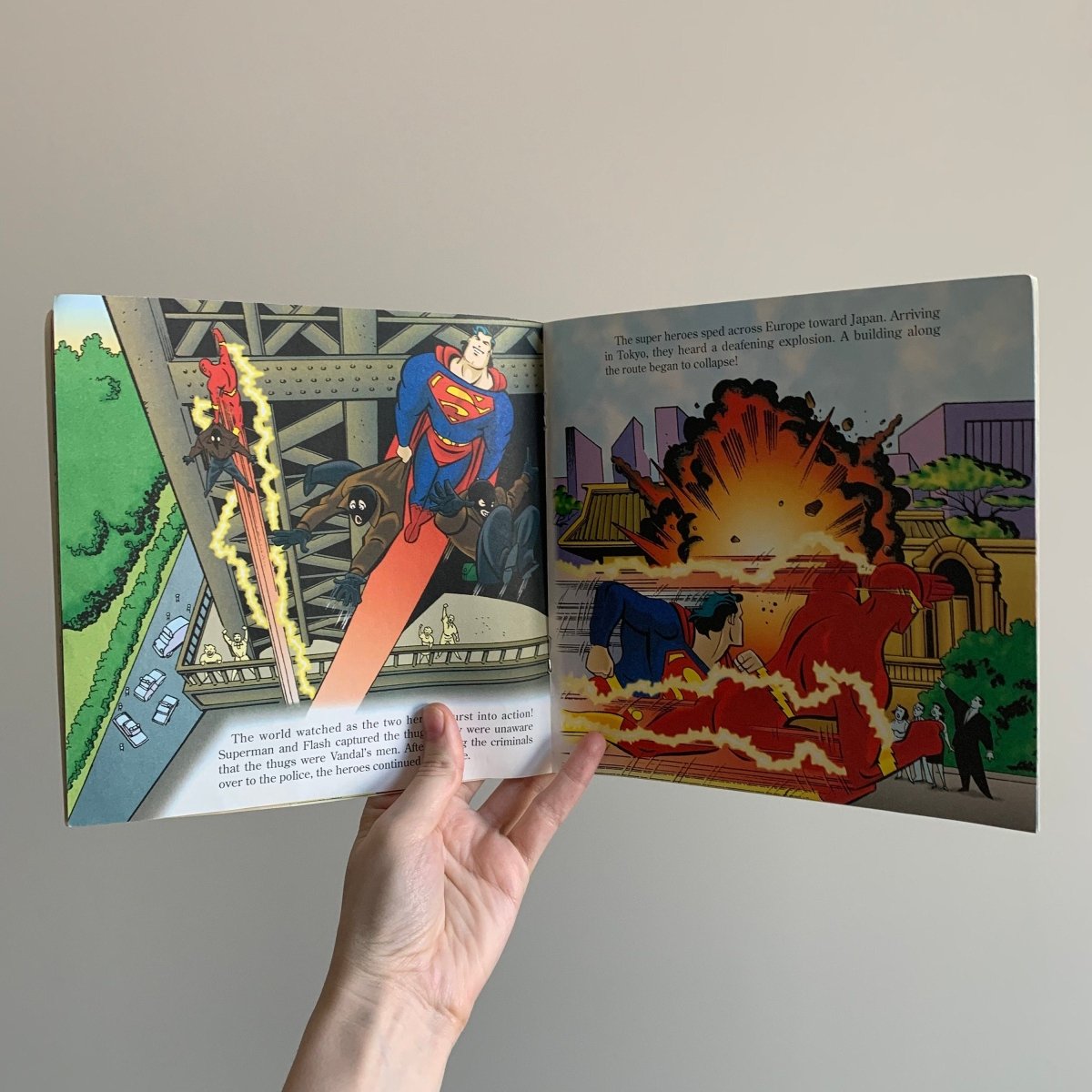 Superman and the Flash Race Around the World Picture Book 1996 Vintage - Memorabilia - ThrowbackBuys - NostalgicEpisodes