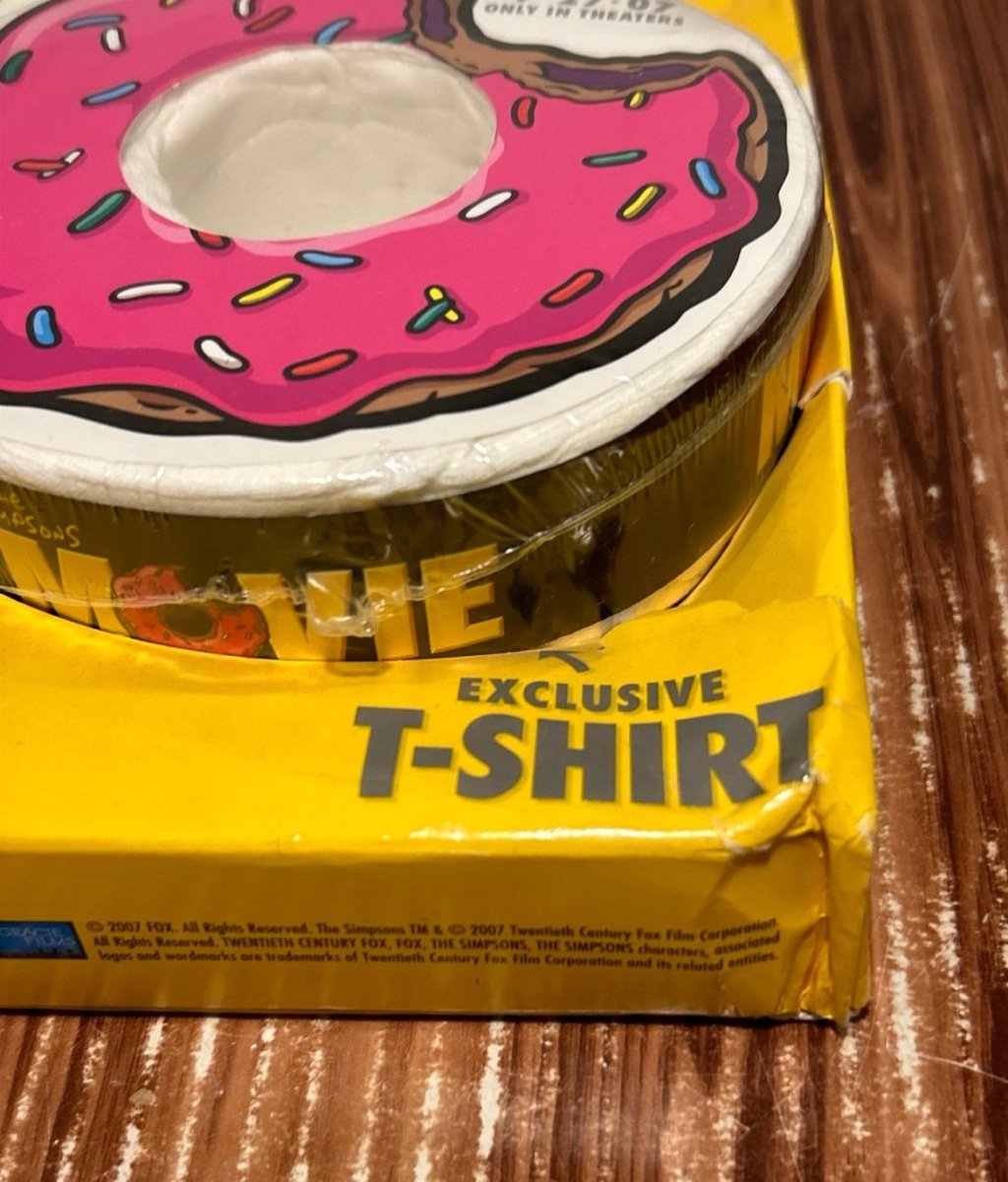 T Shirt Exclusive The Simpsons Movie 2007 Doughnut New Factory Sealed Vintage - Shirts - ThrowbackBuys - Raybar121