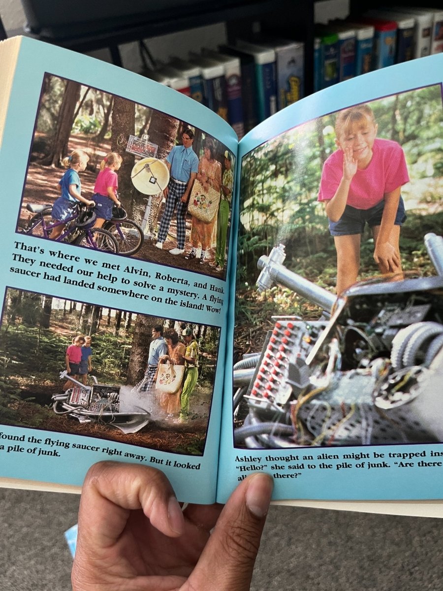The Adventures of Mary - Kate and Ashley the Case of the US Navy Adventure - Books - ThrowbackBuys - The Rickstalgia Shop