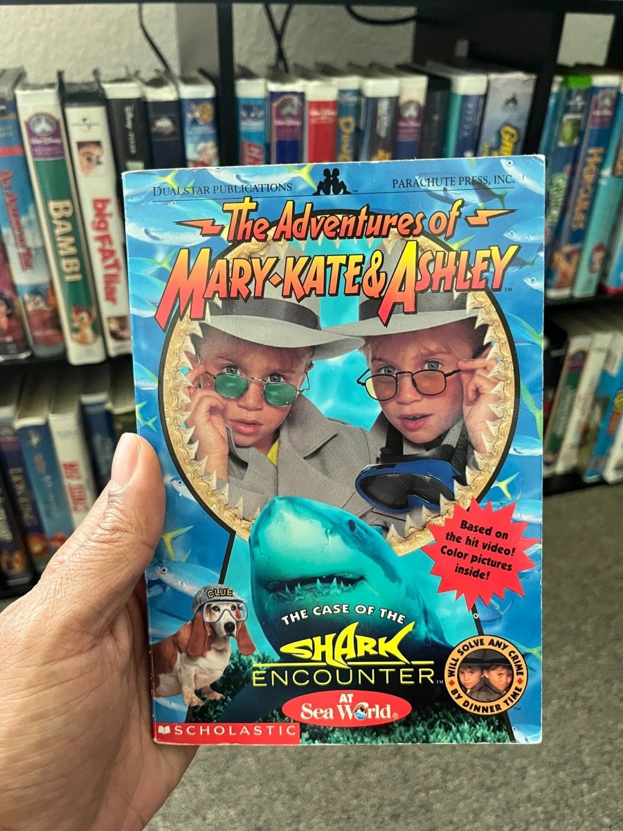 The Adventures of Mary - Kate & Ashley The Case of the Shark Encounter - Books - ThrowbackBuys - The Rickstalgia Shop