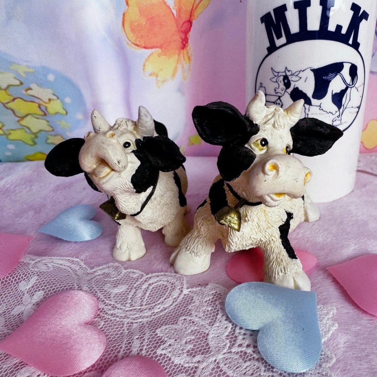 Vintage 1980s Ceramic Cow Figurines - Russ Berrie Farmhouse Decor - ThrowbackBuys - Starbunnyvintage