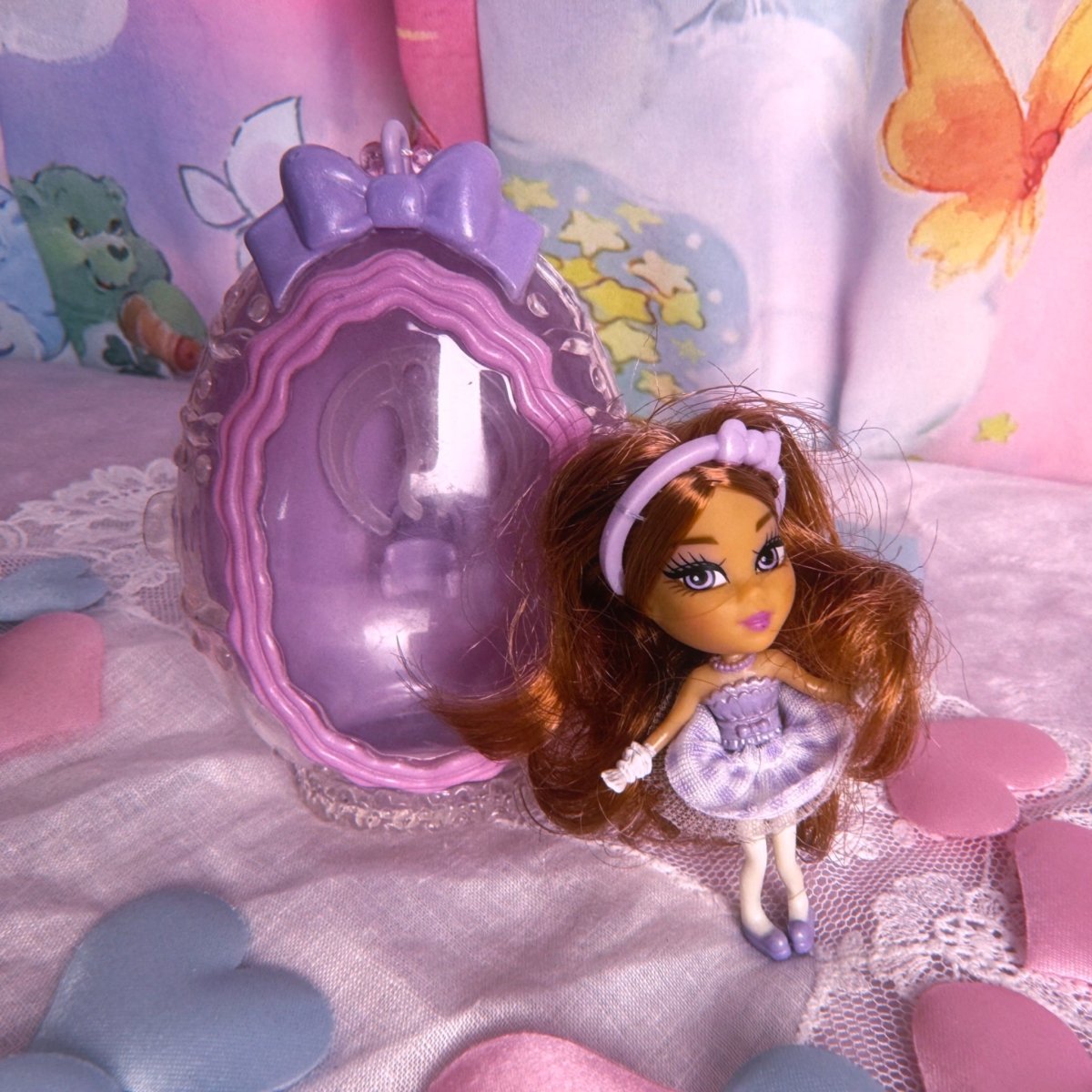 Vintage 2000s Barbie Peek A Boo Petites - Mini Doll in Cameo Case - Action Figures & Collectibles - ThrowbackBuys - Starbunnyvintage