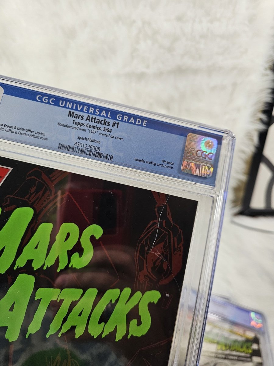 Vintage - 6 Mint Mars Attacks 1 - 5 CGC Comic Book + Special Edition - Comics - ThrowbackBuys - The Thrifty Gypsyy Shop