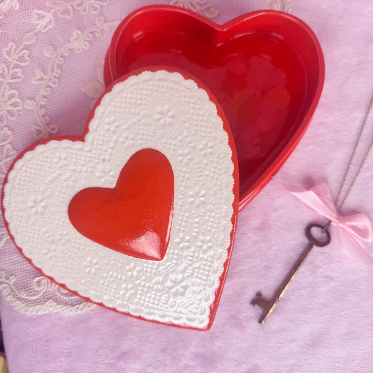 Vintage Ceramic Heart Trinket Box - Red and White 1980s Valentine - Decor - ThrowbackBuys - Starbunnyvintage