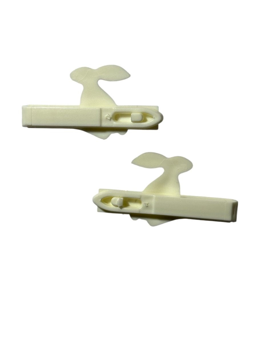 Vintage Goody snap tight barrettes set of 2 White Rabbits Bunny’s for kids - Accessories - ThrowbackBuys - Abunnysvintageco