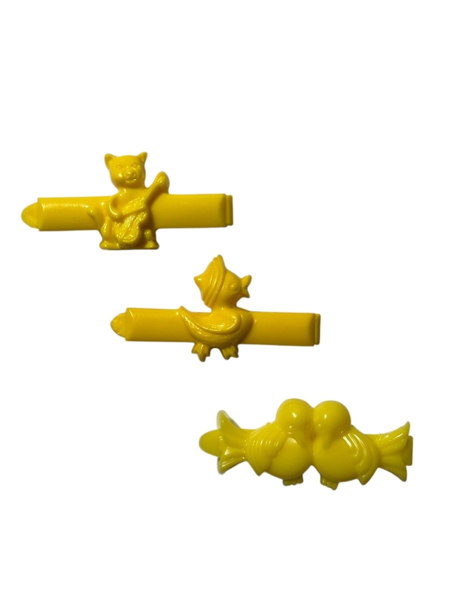 Vintage Goody snap tight barrettes set of 3 Yellow Duck Cat Lovebird for kids - Accessories - ThrowbackBuys - Abunnysvintageco