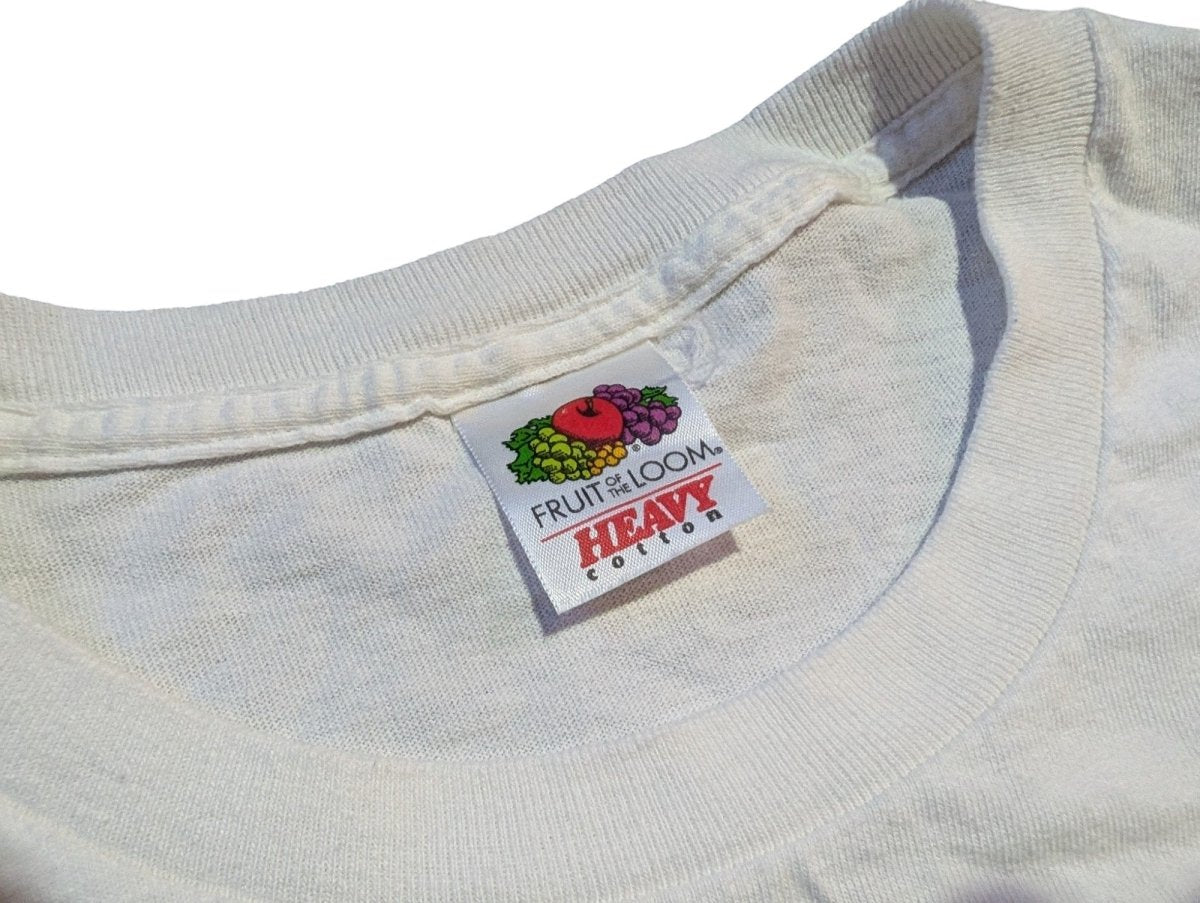 Vintage 'Happy Halloween' Graphic T-Shirt - Shirts - ThrowbackBuys - Shiznit