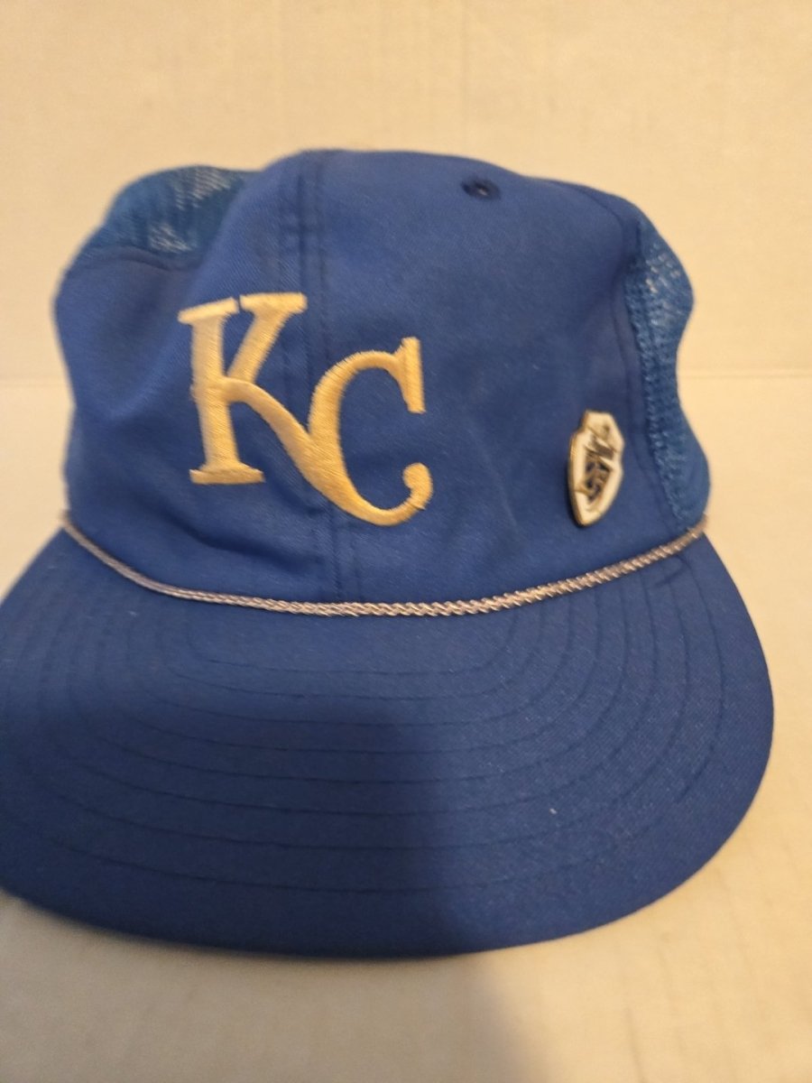 Vintage Kansas City Royals Hat Snapback Hat With 25th Anniversary Pin - Hats - ThrowbackBuys - Amanda's Awesome Finds