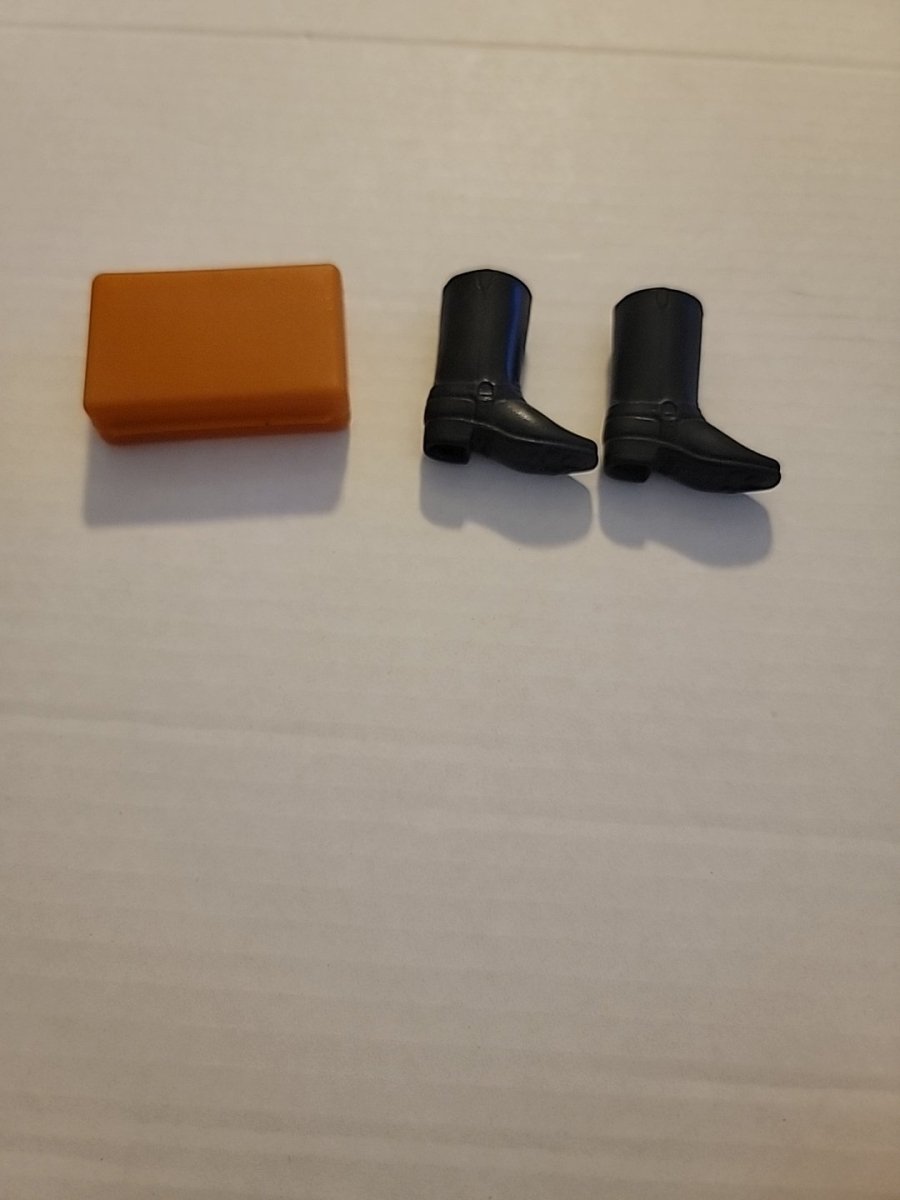 Vintage Ken Briefcase And Boots Day To Night Finishing Touches Accessories - Dolls - ThrowbackBuys - Amanda's Awesome Finds