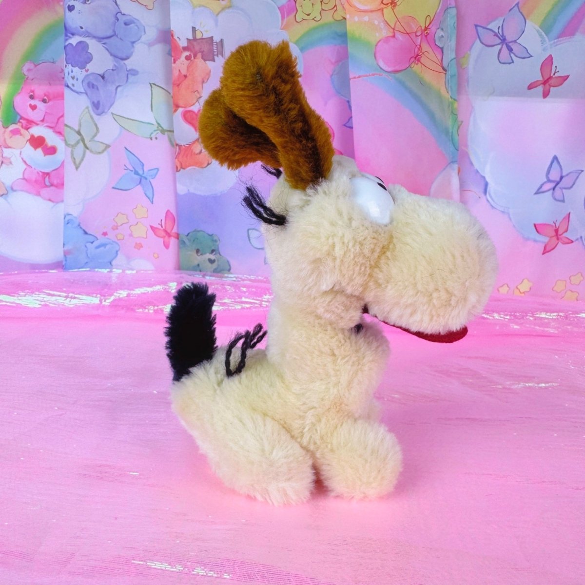 Vintage Odie Garfield Plush 1980s Stuffed Animal - Collectible Toys - ThrowbackBuys - Starbunnyvintage
