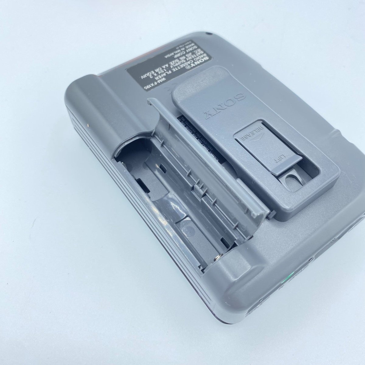 Vintage - Sony Walkman WM - FX195 AM/FM Cassette Player - Mega Bass - Reconditioned! - Portable Audio - ThrowbackBuys - WalkmanDude