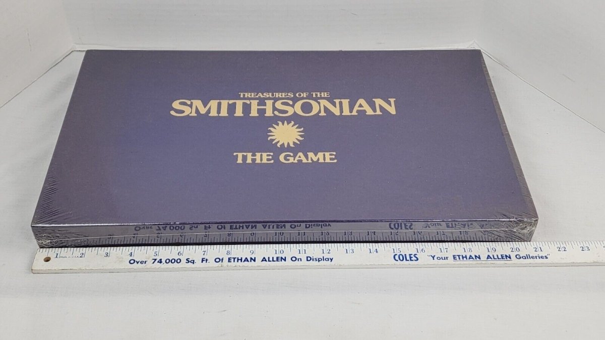 Vintage - Treasures of the Smithsonian The Game, Board Game W/ Joe Louis Pic - Board Games - ThrowbackBuys - ResellerDoor