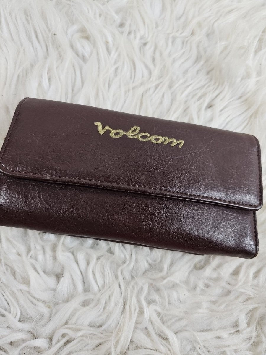 Y2K - Volcom Stone Age Brown Genuine Leather Wallet w/ Change Pocket - RARE - Wallets - ThrowbackBuys - The Thrifty Gypsyy Shop
