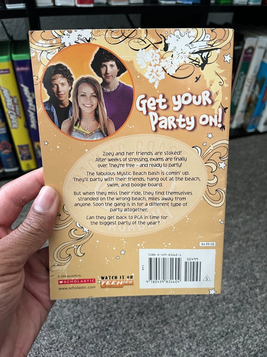 Zoey 101 Beach Party Book - Books - ThrowbackBuys - The Rickstalgia Shop